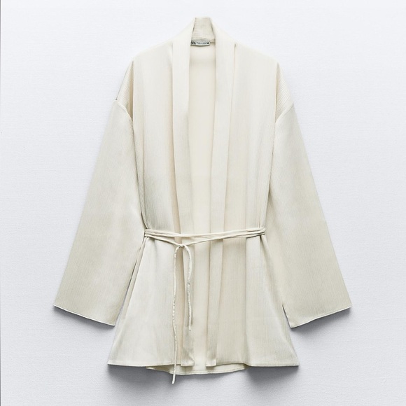 BNWT 2 pc. Pleated jacket & pants set. Size S. - Picture 6 of 7